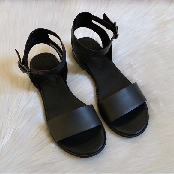 Timberland Cherrybrook Black Leather Sandals - Picture 4 of 7